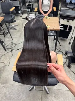 🫧艶髪縮毛矯正(カット込み)