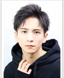 【12月限定‼️夕方クーポン🌇】メンズカット＋クイックトリートメント