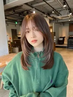 【🤩ミニモ限定🤩】カット+艶カラー+保湿トリートメント+今ならホームケア商品プレゼント🎁✨️