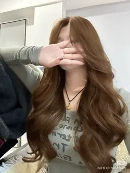 【ミニモ学割👩🎓】🤍透明感カラー+炭酸spa+コテ巻き仕上げ