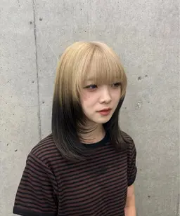 ケアブリーチ込★デザインWカラー🎨(インナー、アンブレラ)