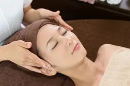 スタンダードコース(フェイシャル＋デコルテ)50分