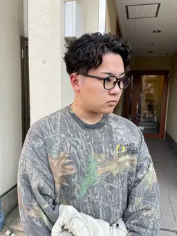 【メンズヘア】 カット＋パーマ　特別価格¥13,750→¥11,000