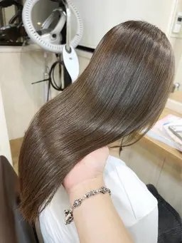 【限定♡】イルミナカラーカット✂️＋髪質改善トリートメント