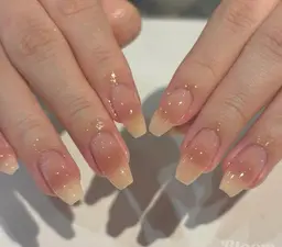 14:00のみオフありチークネイル ※この日はLuludi出勤になります😌東京都港区北青山3-12-7 秋月ビル604