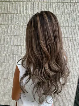 バレイヤージュ＋トリートメント