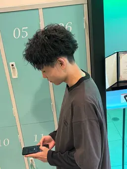 カット+（セット簡単‼️）メンズツイストスパイラルパーマ