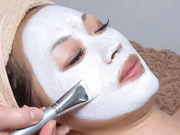 小鼻吸引➕高濃度ビタミンC導入➕肌別パック