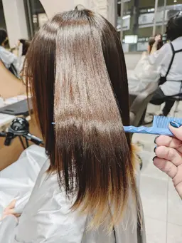カット&プラチナ縮毛矯正&艶トリートメント
