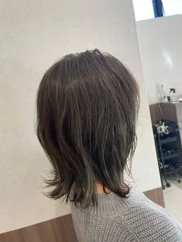 カット、カラー、トリートメント