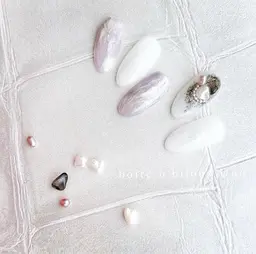 【platinumコース】10本アート -すみれビジューネイル-