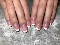 新規限定⭐️フレンチネイル🌼スキンカラー・ラメラインは別途料金