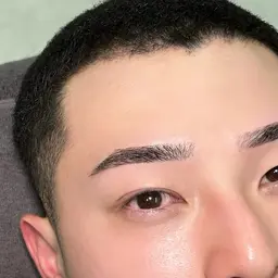 ※Jr.スタイリストが担当※《練習モデル様メニュー》メンズ眉毛ワックス+パーマ✨(毛抜き、カット込み)✨