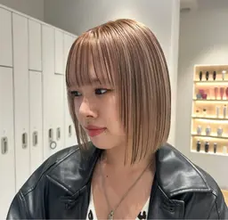 ケアブリーチカラー🩷➕ケアトリートメント付