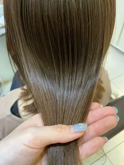 【12月限定⟡.·*.】‎透明感カラー＋髪質改善トリートメント‎🤎🫧