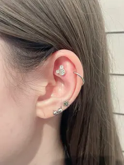 耳ツボジュエリー💎両耳3粒