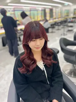 🎄クリスマスシーズン限定🎄トレンドの韓国style＋うる艶暖色カラー＋オリジナルトリートメント＋コテ巻き仕上げ🎅