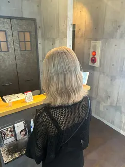 【12月限定❗️】🎀ブリーチありWカラー🎀土日祝+1000円👼🏻💓