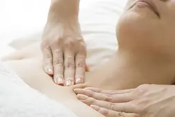 デコルテコース☆しっかりとリンパを流してすっきりしたい方へ!