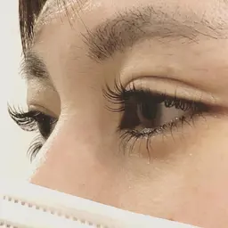 リピーター続出!まつ毛パーマ(上下セット)