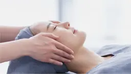 【リピーター様御礼☆特別メニュー！】会員価格3,300円でご優待＆フロントネックエステ付き☆