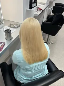 【4月限定クーポン✨/ご新規様も既存の方も❤️】ブリーチリタッチ＋カラー＋ケラチントリートメント