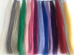 全部エクステを原色にする場合通常メニューに編み込み＋2000円とシール原色は＋1000円で変えれます