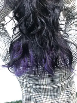 【インナーカラー】​〜​🌈インナーブリーチ➕デザインＷカラー&トリートメント🌈​〜​