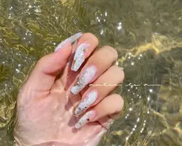 チップ（M）10本＋〔時短デザイン〕塗りかけネイル♪