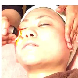 お顔と身体の同時のお手入れに♡身体と骨削りフェイシャルのセットコース90分お着替えなど含めて120分みて頂いてます