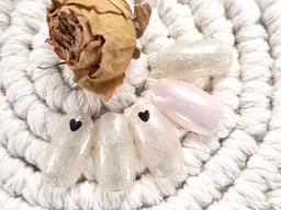 ジェルネイル☆シンプルコース、店内サンプルから☆カラー変更🆗パラジェルベース変更可🆗初回ソフトジェルオフ無料