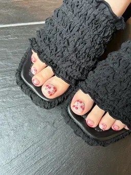 【他店オフ】フット定額🍒💭持ち込みデザインOK💫