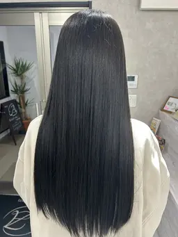 ‼️【当日予約限定】‼️　　　　　　　　　　　　　　　　　　透明感ツヤカラー(白髪染めも可)＋ミニトリートメント