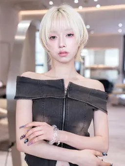 👱🏻‍♀️❤️透明感たっぷりハイトーンカラー⛓️💞