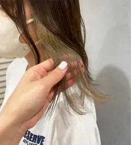 👂🏻🩶イヤリングカラー ( ブリーチオンカラー )+ Aujua トリートメント