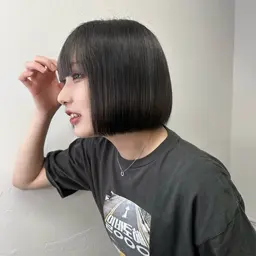 ボブ限定カットモデル👩🏻 ※完成系が肩に当たらない長さ
