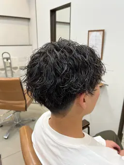 1月15日限定❗️❗️ メンズパーマ+カット+トリートメン