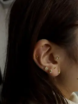 耳ツボジュエリー