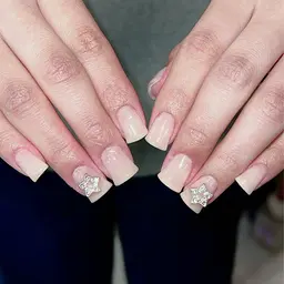 シンプル派におすすめ◎チップ長さだしワンカラー☆.*˚