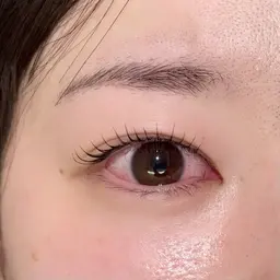 【2/25​〜​2/27限定価格】上まつ毛パーマ（トリートメント付き）🫧