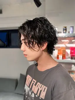 【土日新規予約限定】💫骨格補正メンズカット＋ツイスパor波巻きorフェザーorアイロンパーマ＋補修トリートメント ✂︎