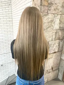 ✨️12月新規限定✨🌈全体ケアブリーチ＆カラー✨️