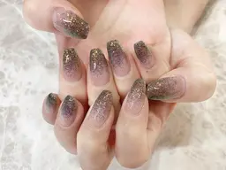 ジェルオフ無料　ケア込み　ラメグラデーション