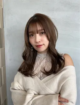 前髪顔周りカット+透明感カラー+トリートメント