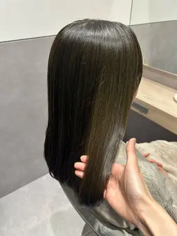 気になる根元だけ☁️カットなし❣️👉リタッチカラー+3stepトリートメント☁️