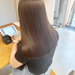 カット＋ナチュラルストレート＋oggiottoトリートメント