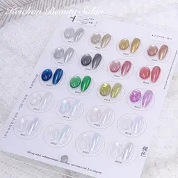 光沢感が可愛いクリアベースミラーネイル（カラーベース＋1000円）🩵 【初回オフ無料】