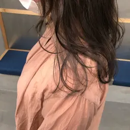 《《　平日限定🪄　》》前髪カット＋カラー▶️透明感の出るシークレットカラーに＋¥1000で変更可