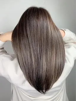 カット+ブリーチメニュー(ダブルカラー/ハイライト/グラデーション)¥15000