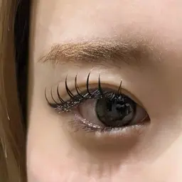 【ご新規様限定🫧】LEDフラットラッシュ100本👀🎀オフ込 束感コーティング付き